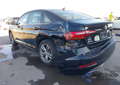 2019 Volkswagen Jetta 1.4T R-Line/1.4T S/1.4T Se z USA, uszkodzony, nr VIN 3VWC57BU7KM100066